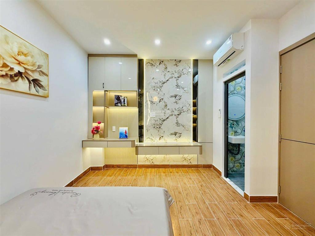 Nhà hxh trương quốc dung, trung tâm phú nhuận chỉ 4ty790  bao phí sang tên công chứng, bao check