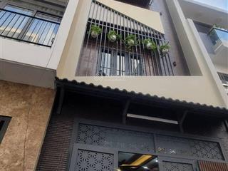Nhà sẳn hđ thuê  sẵn thu nhập ngay tt bạch đằng bình thạnh  60m2 công nhận đủ giá bao tl