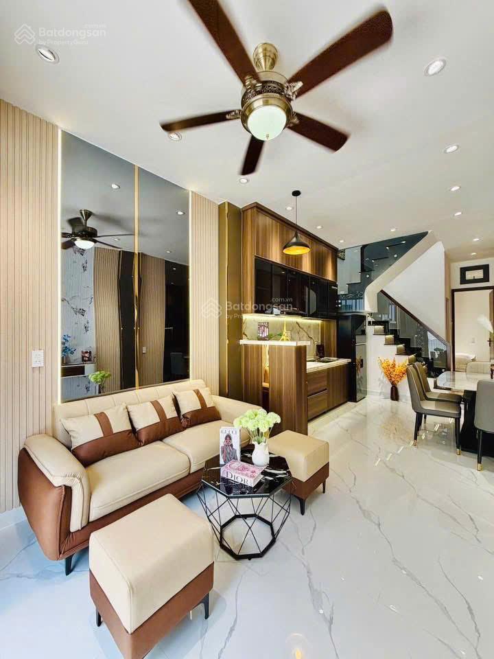 Nhà đẹp trung tâm bình thạnh tại lê quang định  59m2  sổ hồng riêng  xây dựng kiên cố