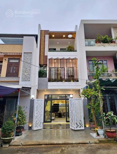 Nhà mới xây chỉ 2 tỷ 5 sở hữu ngay nhà hcm  nhà đẹp sổ riêng  phù hợp ở và kinh doanh cho thuê