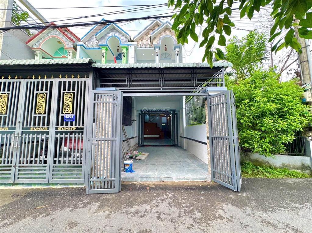 Bao sang tên nhà đẹp trung tâm chợ tân long dĩ an nhà đẹp sổ sẵn tặng full nội thất