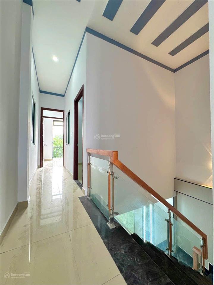 Bao sang tên nhà đẹp trung tâm chợ tân long dĩ an nhà đẹp sổ sẵn tặng full nội thất