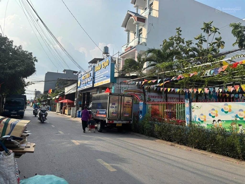 Bán nhà đường an nhơn, dĩ an  nhà đang kd cho thuê 12tr/tháng