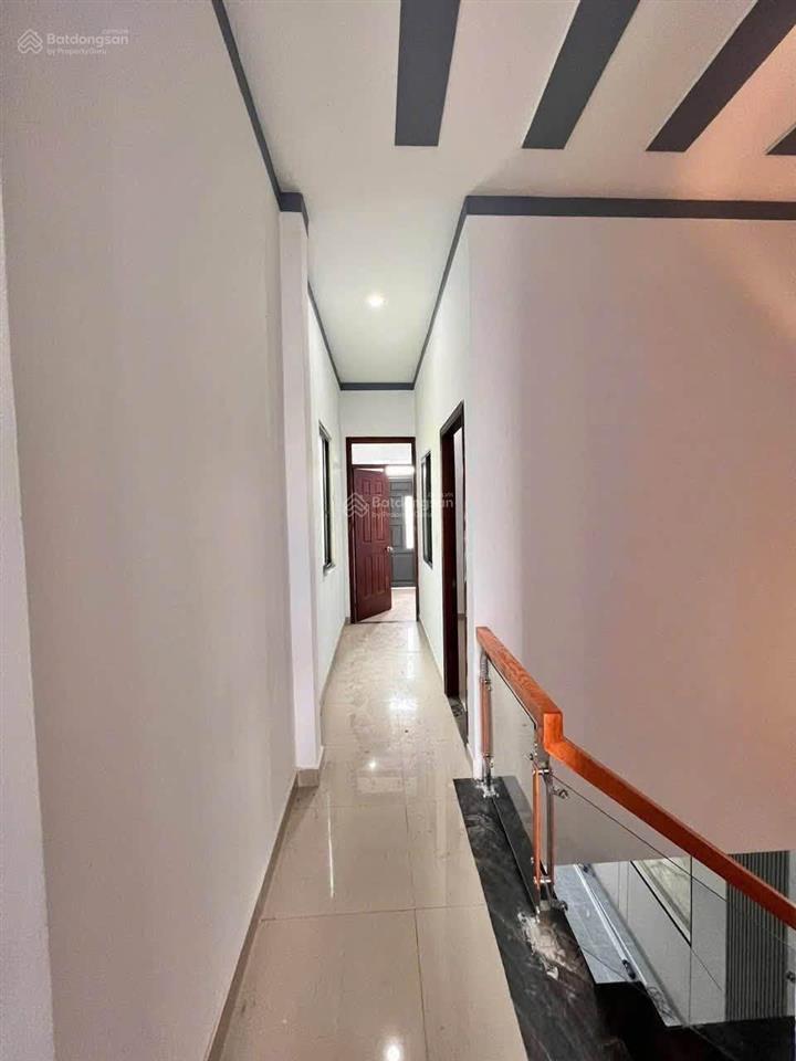 Nhà đang cho thuê 10tr/tháng ngay trung tâm dĩ an chỉ 2 tỷ 8  nhà mới sang tên công chứng ngay