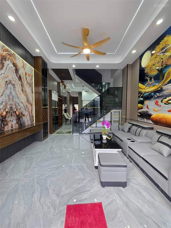 Bàn giao full nội thất  sổ hồng riêng  xe đậu trong nhà  dt lớn 108,3m2