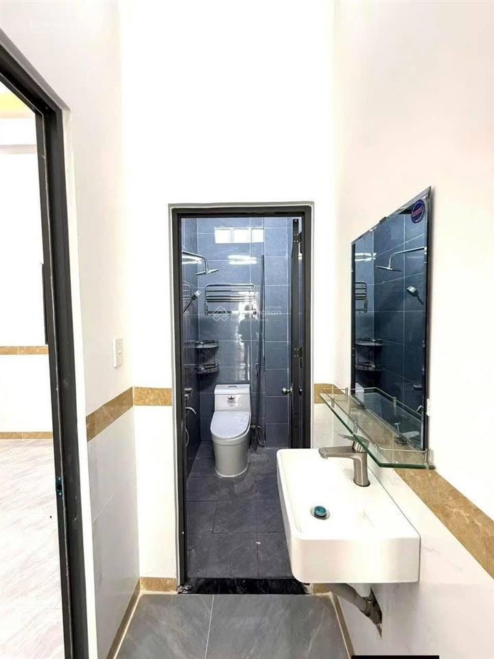 Nhà mới xây dọn vào ở ngay, giá chỉ từ 1 tỷ 5  sổ hồng riêng  tặng nội thất cơ bản