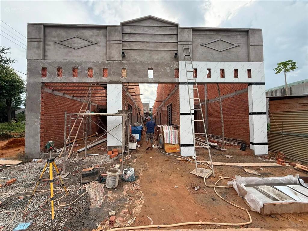 Bán nhanh dãy trợ doanh thu ổn định mỗi tháng ngay mt ql13  sổ sẵn chuẩn chỉnh