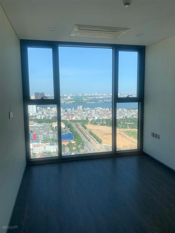 Bán căn hộ 3pn tại n01t7 ngoại giao đoàn tầng cao view hồ tây