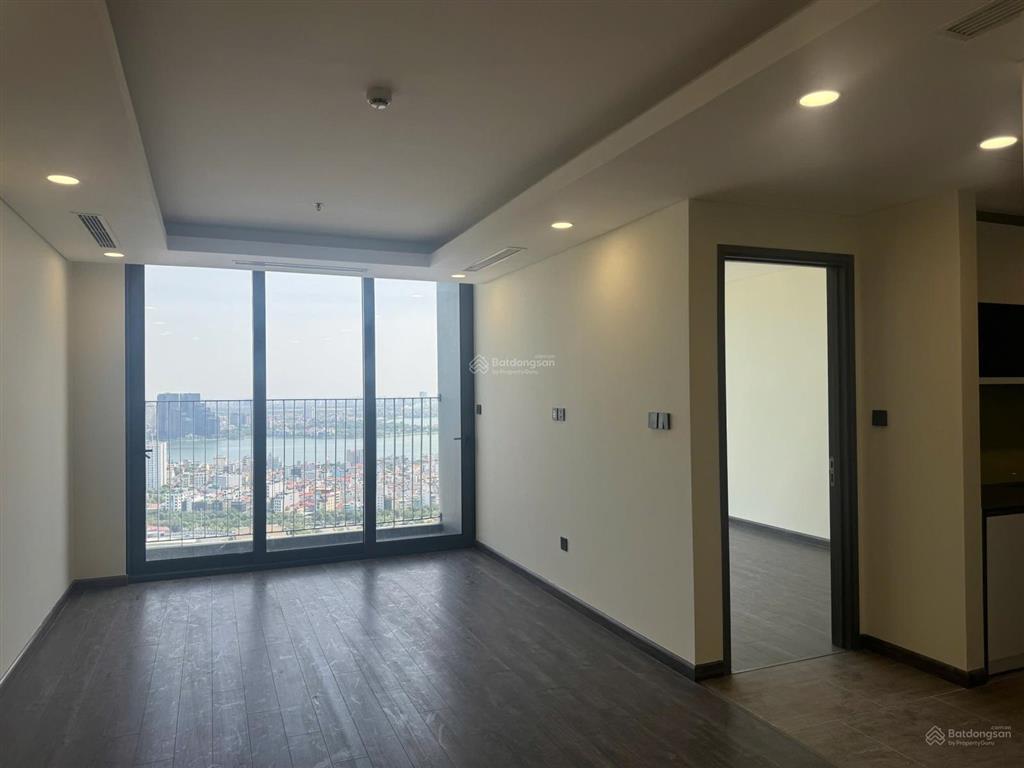 Bán căn hộ 3pn tại n01t7 ngoại giao đoàn tầng cao view hồ tây