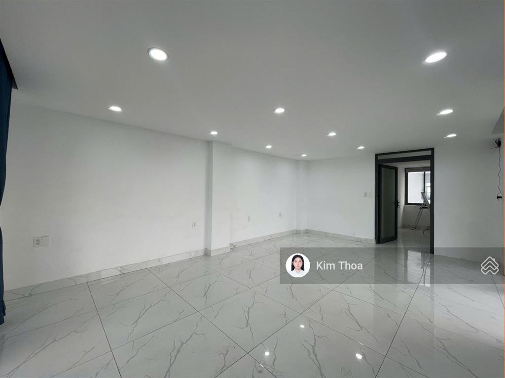 Officetel căn góc 70m2, sẵn 2 phòng ở vạn phúc, không gian thoáng, có t. máy, hầm xe. giá 11 tr