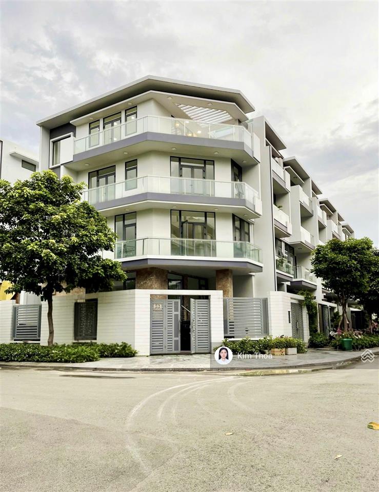 Officetel căn góc 70m2, sẵn 2 phòng ở vạn phúc, không gian thoáng, có t. máy, hầm xe. giá 11 tr