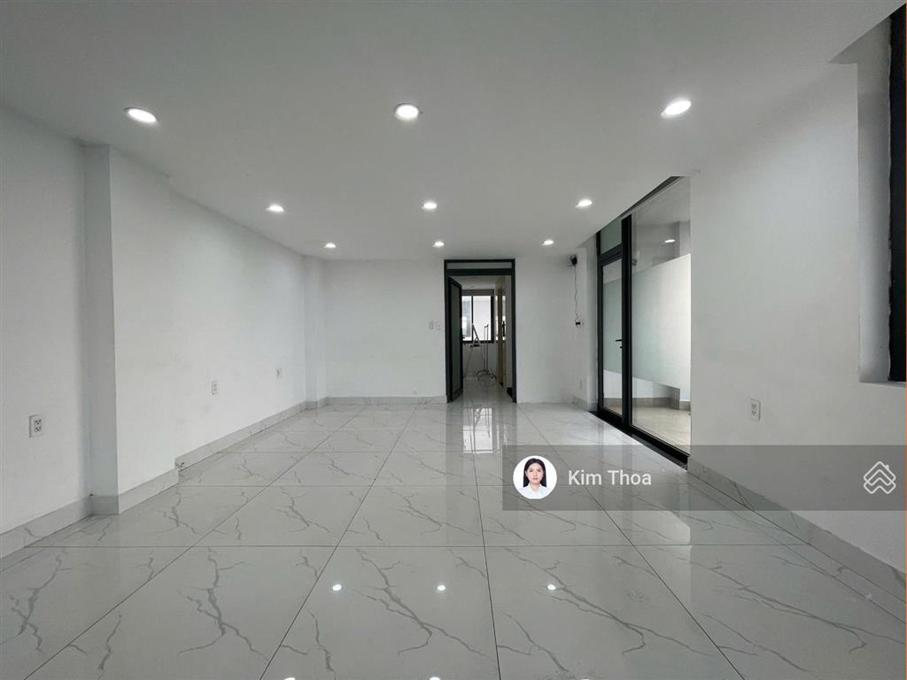 Officetel căn góc 70m2, sẵn 2 phòng ở vạn phúc, không gian thoáng, có t. máy, hầm xe. giá 11 tr