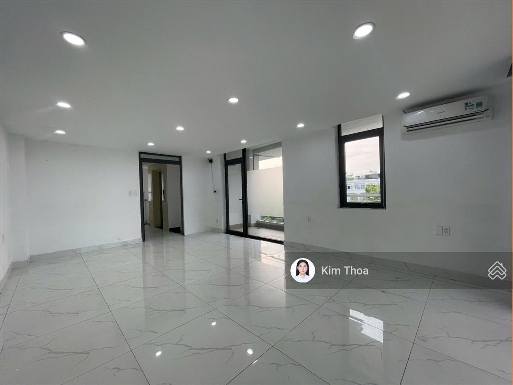 Officetel căn góc 70m2, sẵn 2 phòng ở vạn phúc, không gian thoáng, có t. máy, hầm xe. giá 11 tr