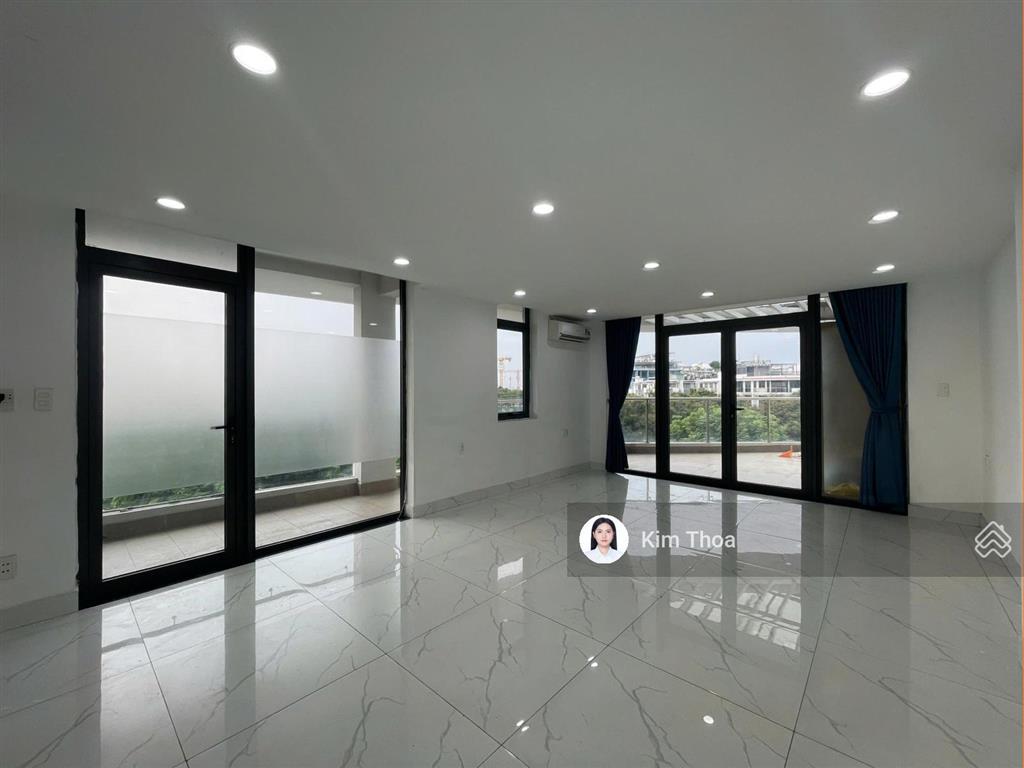 Officetel căn góc 70m2, sẵn 2 phòng ở vạn phúc, không gian thoáng, có t. máy, hầm xe. giá 11 tr