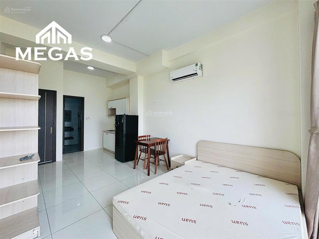 Căn hộ studio 20m2 có ban công ở vạn phúc, sẵn nội thất, free xe đạp, thang máy, hầm xe. giá 6,8 tr