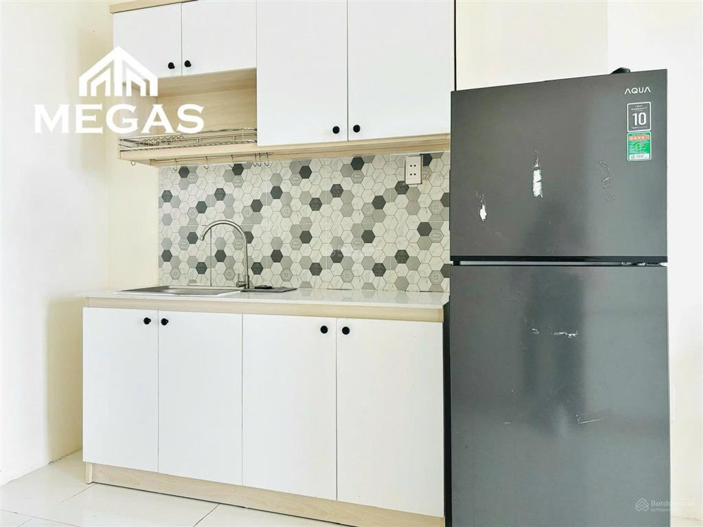 Căn hộ studio 20m2 có ban công ở vạn phúc, sẵn nội thất, free xe đạp, thang máy, hầm xe. giá 6,8 tr