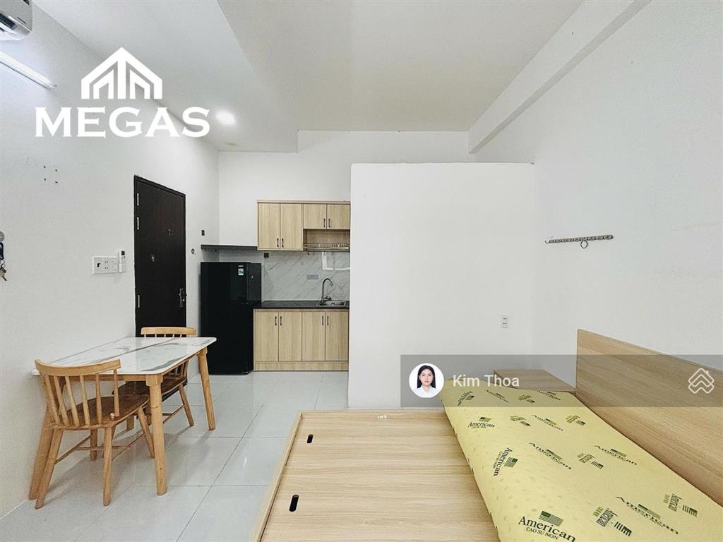 Căn hộ studio 15m2 ở vạn phúc có cửa sổ, sẵn nội thất, t.máy hầm xe, sẵn vào ngay. giá rẻ 5,4 triệu