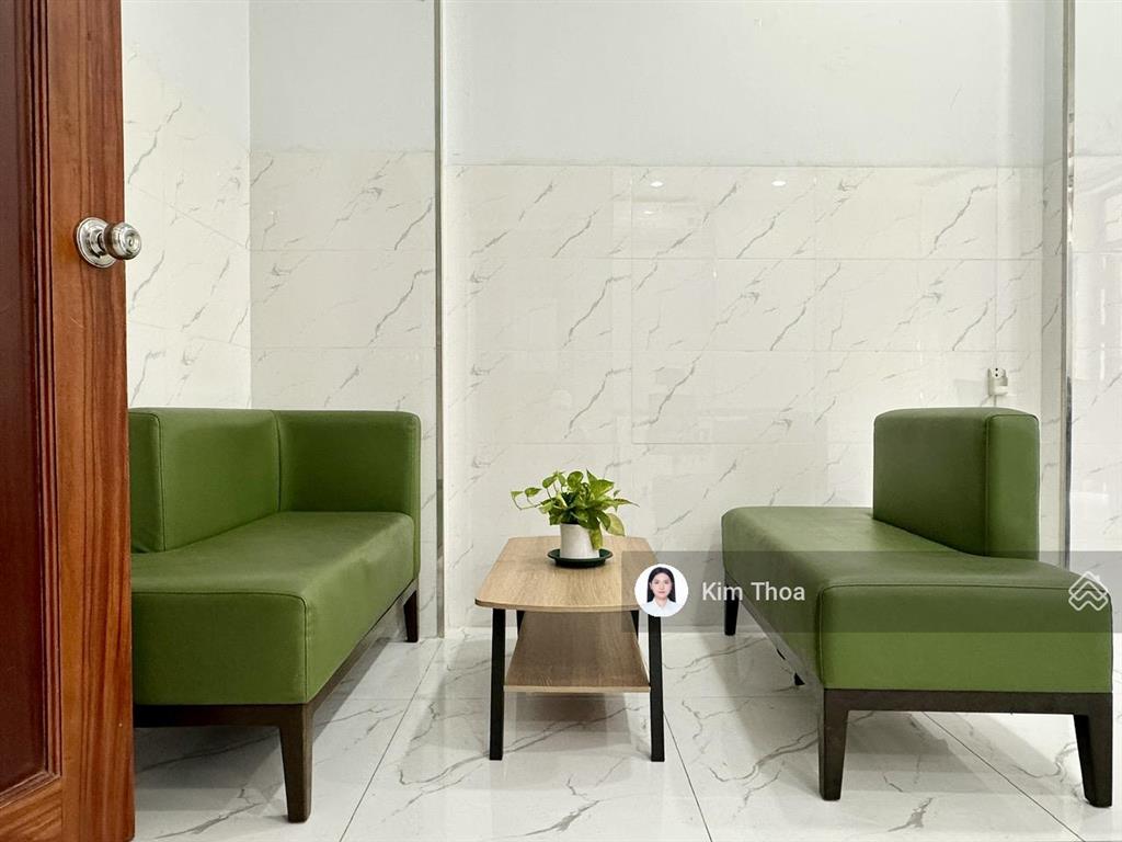 Văn phòng vạn phúc 25m2 có ban công, sẵn nội thất, có t. máy máy lạnh, hầm xe, wc riêng. giá 7,5 tr