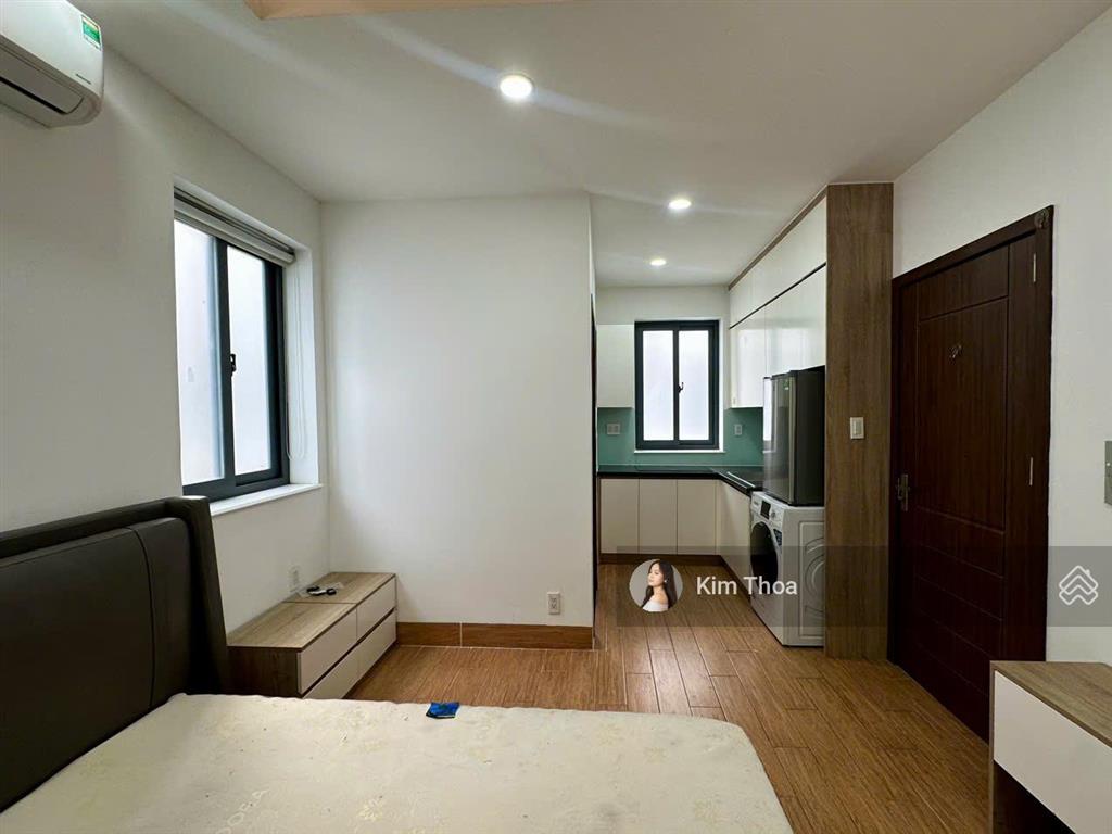 Căn hộ studio cao cấp 20m2 ở vạn phúc sẵn nội thất đẹp wc riêng, có thang máy hầm xe. giá chỉ 6,5tr