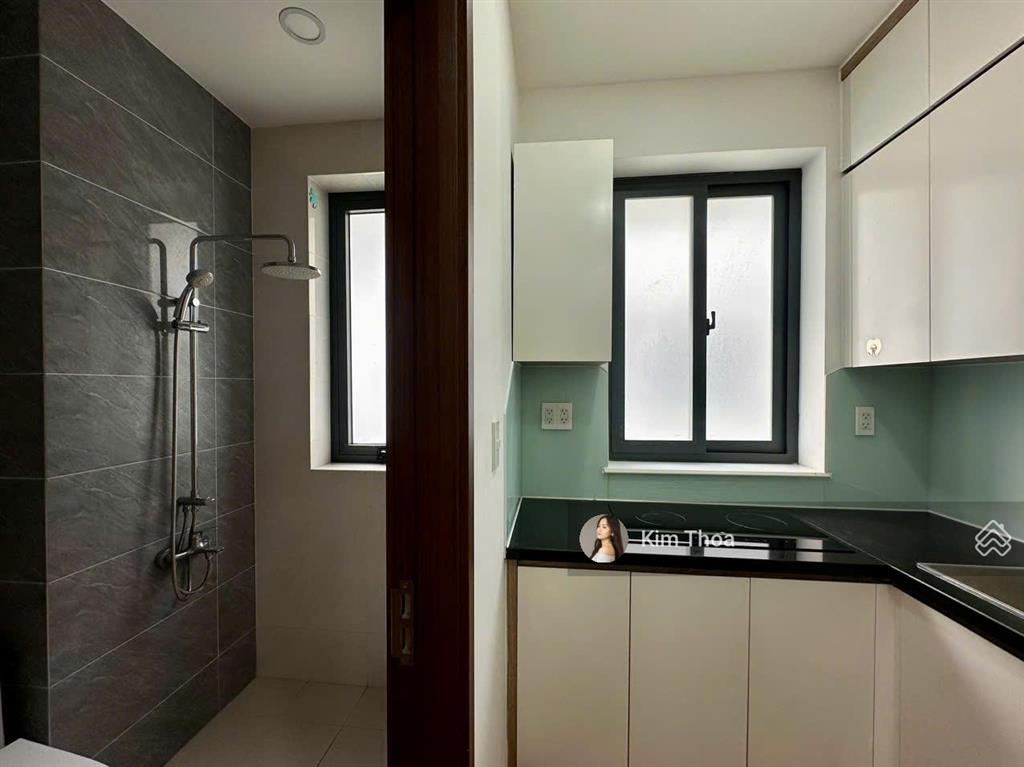 Căn hộ studio cao cấp 20m2 ở vạn phúc sẵn nội thất đẹp wc riêng, có thang máy hầm xe. giá chỉ 6,5tr