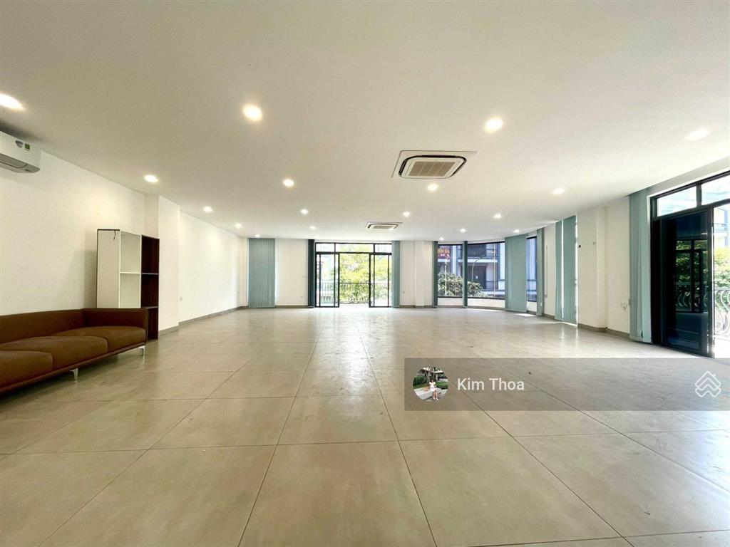 Cập nhật giá thuê văn phòng vạn phúc tháng 10/26  sàn trống, ngăn phòng, full nội thất giá từ 5tr