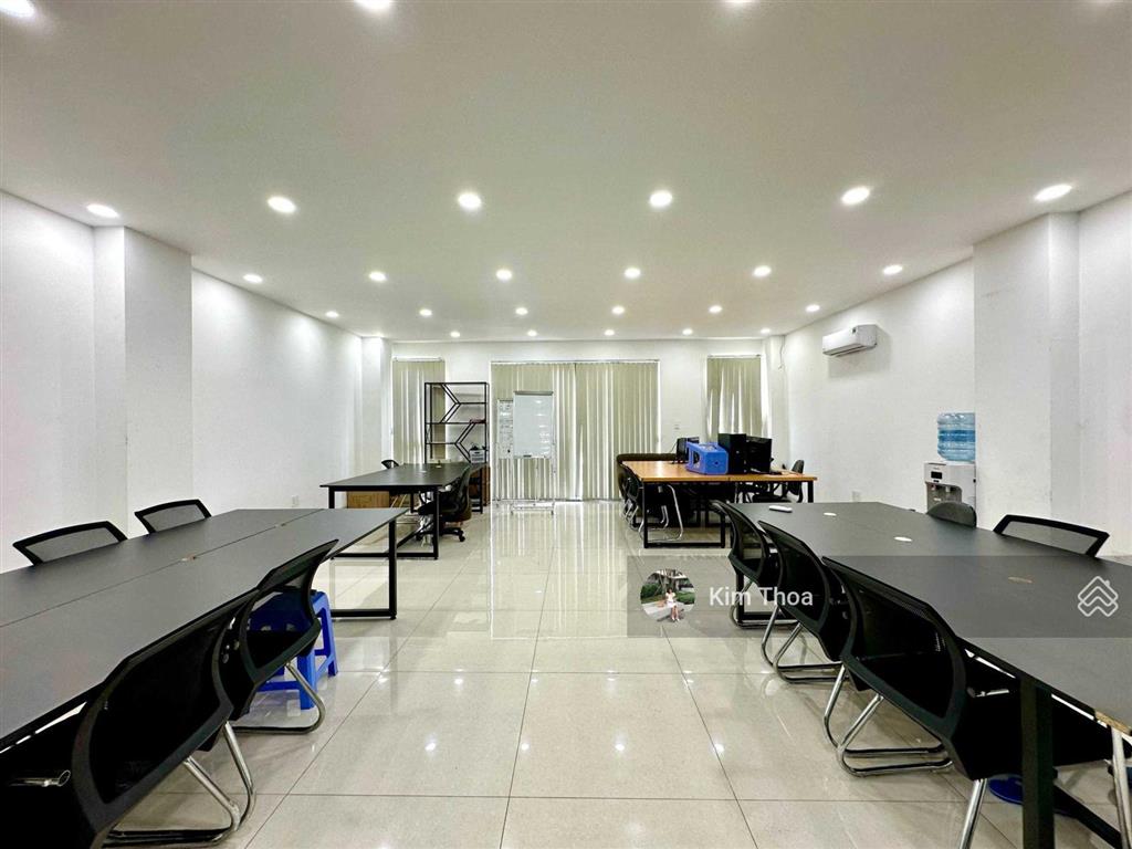 Cập nhật giá thuê văn phòng vạn phúc tháng 10/26  sàn trống, ngăn phòng, full nội thất giá từ 5tr