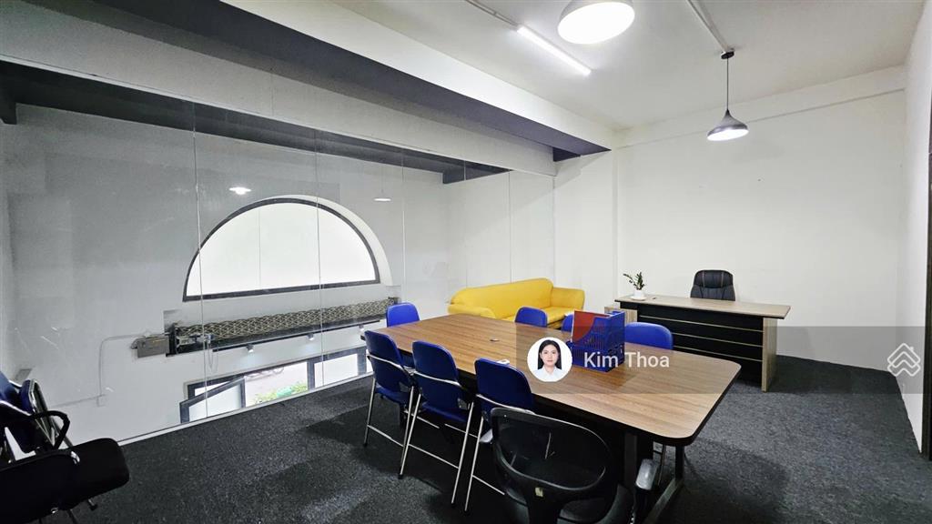 Trệt lửng 7x21m (~140m2) ở vạn phúc, sẵn nội thất (~30 nhân sự), có máy lạnh, hầm để xe. giá 32 tr