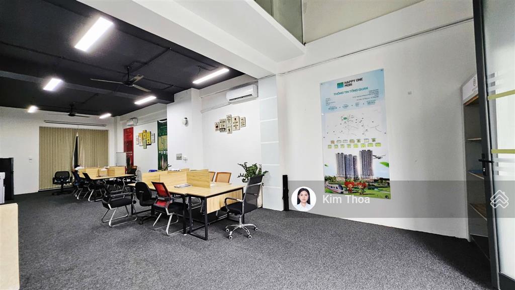 Trệt lửng 7x21m (~140m2) ở vạn phúc, sẵn nội thất (~30 nhân sự), có máy lạnh, hầm để xe. giá 32 tr