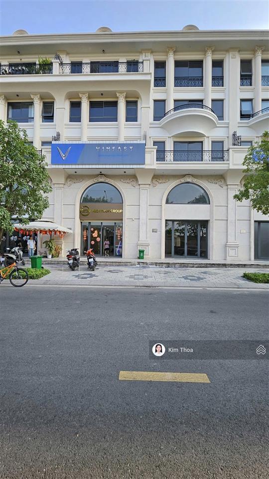 Trệt lửng 7x21m (~140m2) ở vạn phúc, sẵn nội thất (~30 nhân sự), có máy lạnh, hầm để xe. giá 32 tr