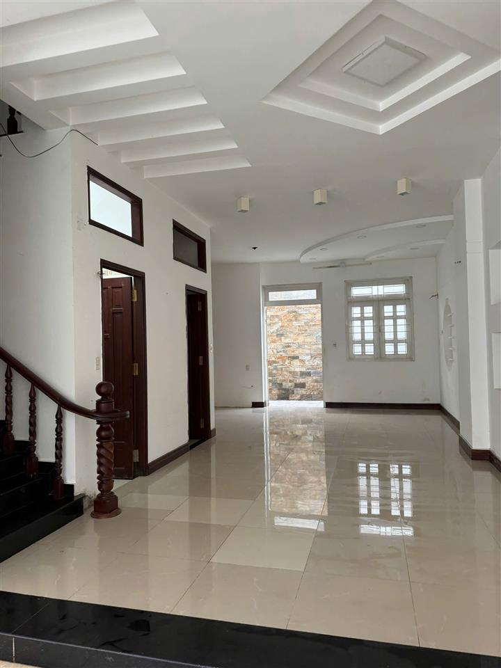 CHÍNH CHỦ CẦN BÁN ĐẤT BIỆT THỰ ĐỐI DIỆN CÔNG VIÊN PHÚC LỘC THỌ – PHONG PHÚ 5