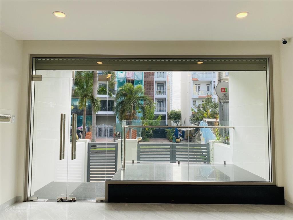 Cho thuê mặt bằng trệt khu dân cư him lam, quận 7 5x20m, có thang máy, . 20 triệu