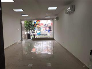Cho thuê nhà khu dân cư him lam, q7 5x20m, hầm, trệt, 3 lầu. nhà mới sơn. 60 triệu/tháng