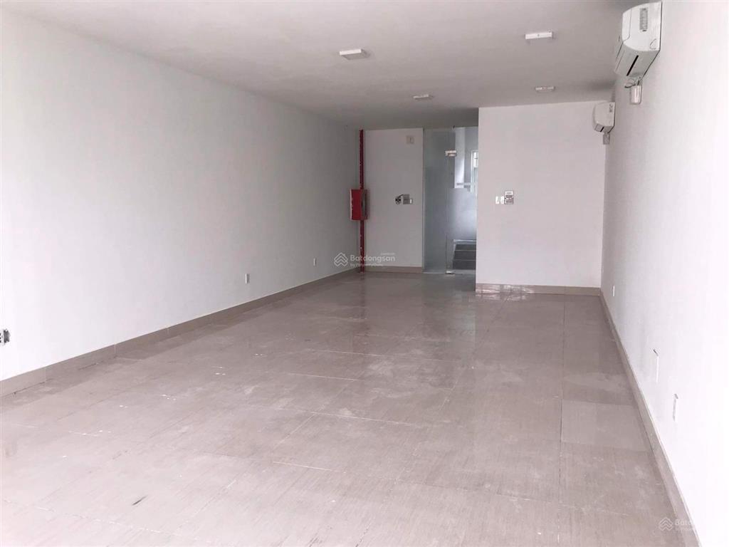 Cho thuê nhà khu dân cư him lam, q7 5x20m, hầm, trệt, 3 lầu. nhà mới sơn. 60 triệu/tháng