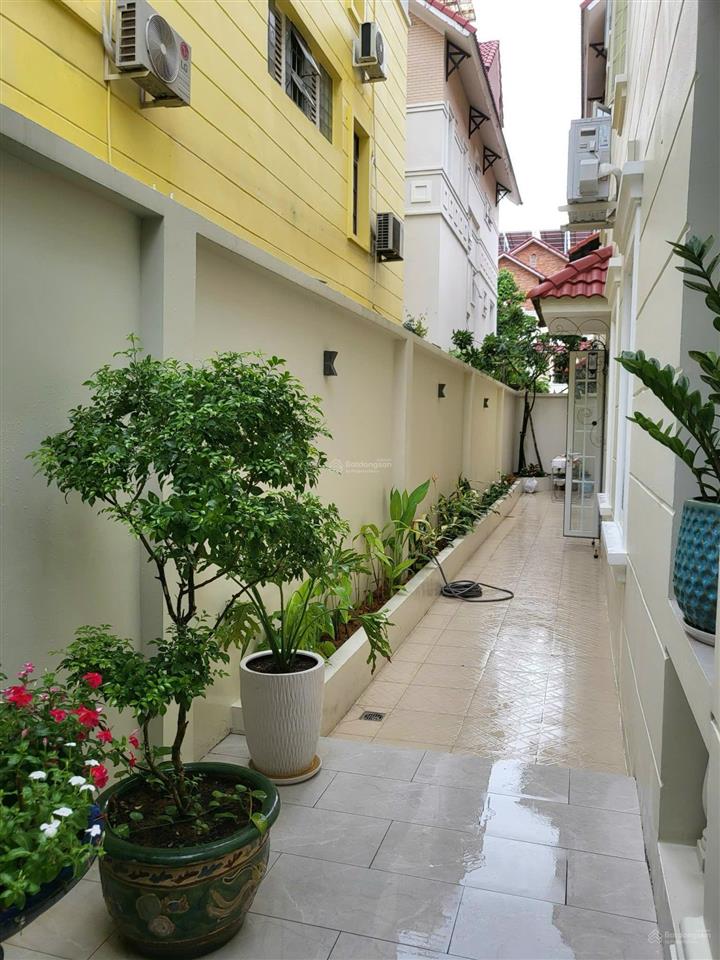 Bán biệt thự cao cấp khu dân cư trung sơn 12,5x20m, trệt , 2 lầu, st, full nội thất. bán 50 tỷ