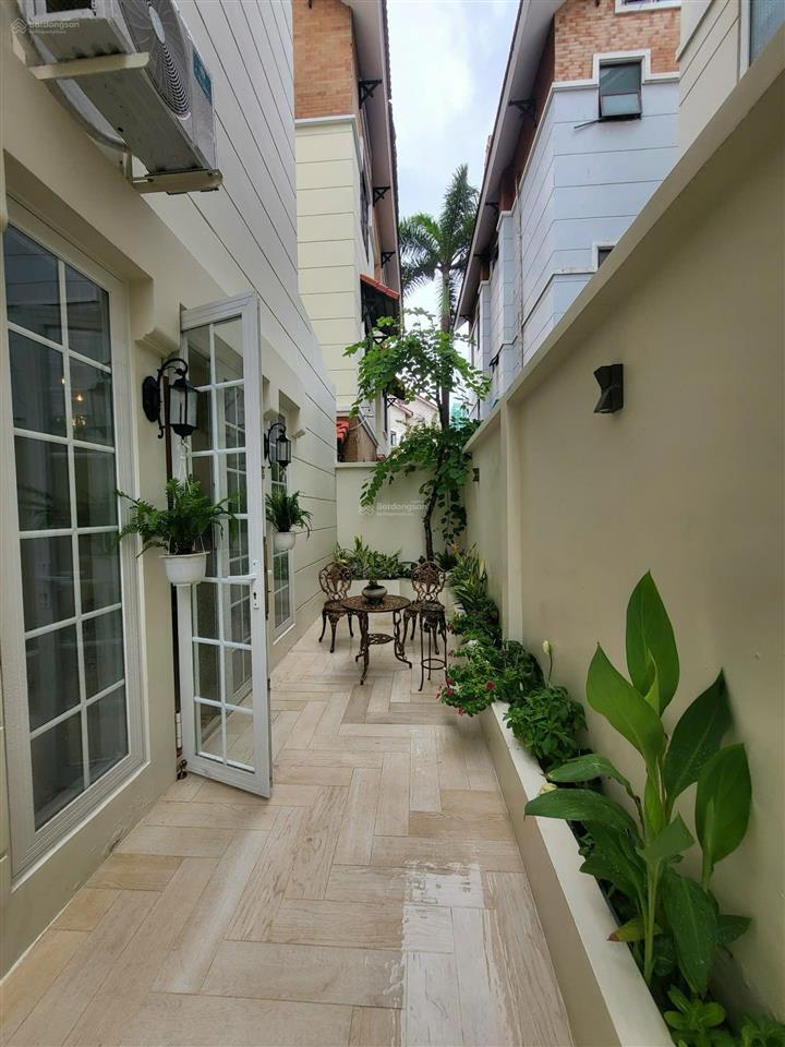 Bán biệt thự cao cấp khu dân cư trung sơn 12,5x20m, trệt , 2 lầu, st, full nội thất. bán 50 tỷ