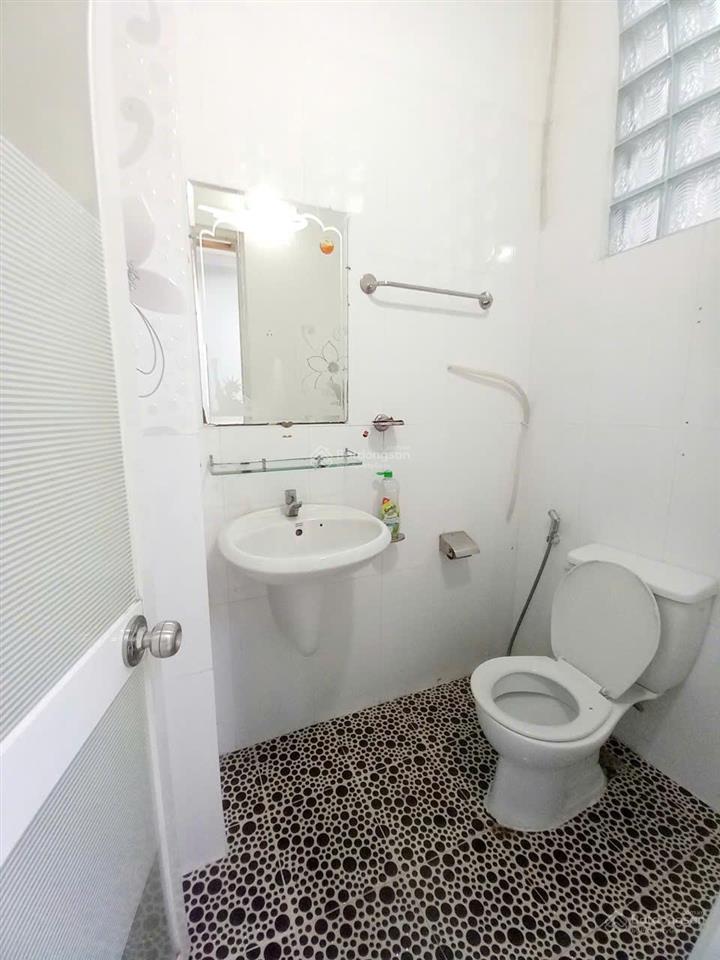 Phòng cho thuê khu dân cư trung sơn 27 m2, full nội thất, lấu 1, không chung chủ. 5 triệu/tháng
