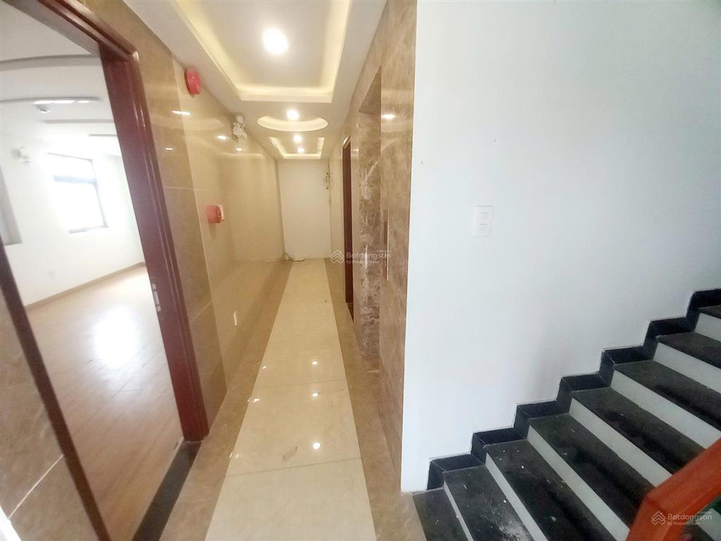 Cho thuê nhà nguyên căn khu trung sơn 10x20m, hầm, 3 tầng, căn góc. mới xây. 55 triệu/tháng