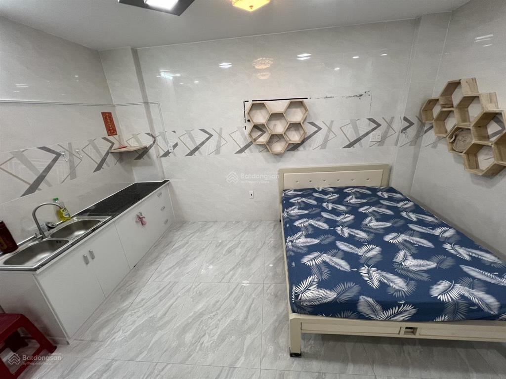 Cho phòng giá rẻ khu trung sơn 20m2, nội thất đầy đủ, không chung chủ. 4 triệu/tháng