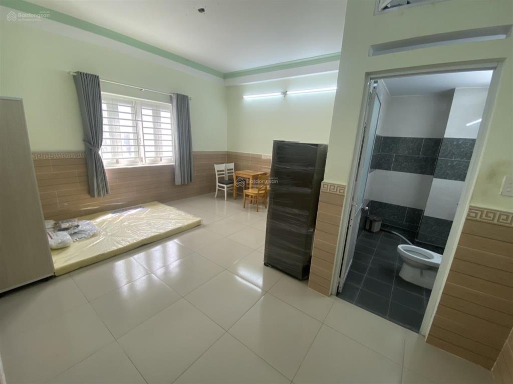 Phòng trọ có thang máy, full nội thất khu dân cư trung sơn 30m2, 4,9 triệu/tháng
