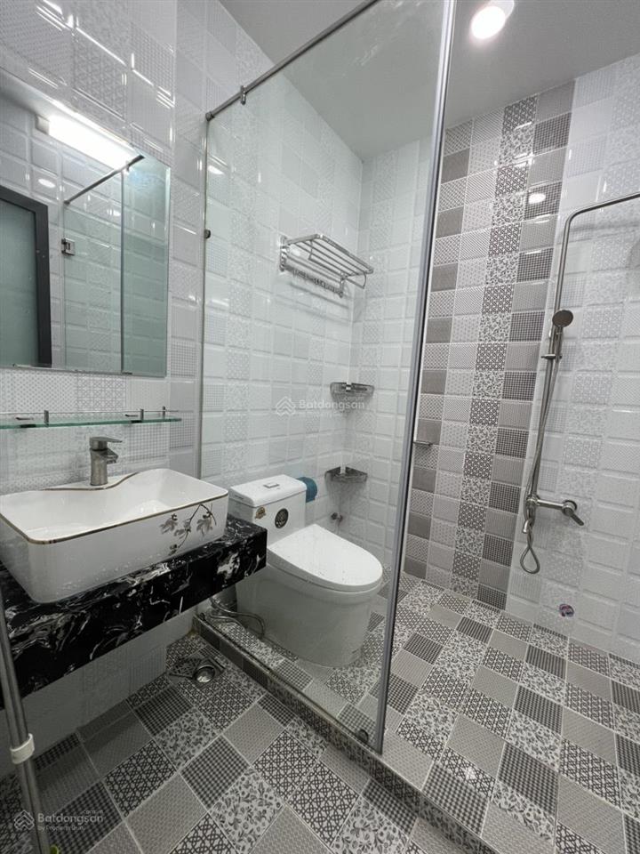 Cho thuê phòng ban công khu đại phúc 30m², phòng mới, nội thất đầy đủ, an ninh. 5,5 triệu/tháng