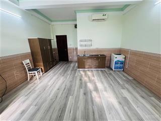 Cho thuê căn hộ dịch vụ khu trung sơn 40m2, có ban công, thang máy, full nội thất. 6 triệu/tháng