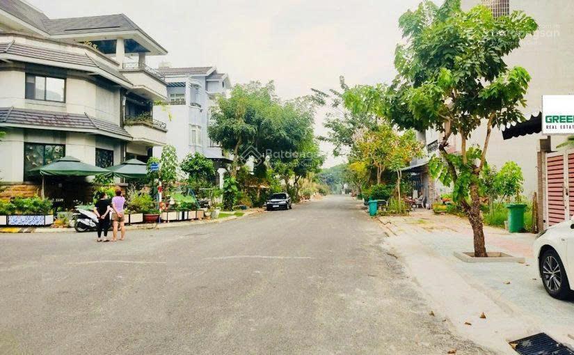 Bán đất lô góc khu ven sông tân phong, quận 7 5x18m, sổ hồng, hướng đông nam. 15,7 tỷ