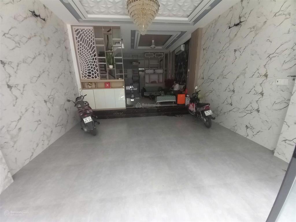 Bán nhà mới xây khu dân cư anh tuấn, nhà bè 5,4m x 15m, trệt, 3 lầu, full nội thất. 8,6 tỷ
