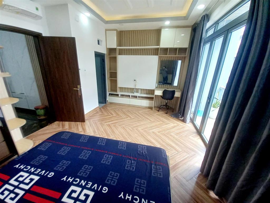 Bán nhà mới xây khu dân cư anh tuấn, nhà bè 5,4m x 15m, trệt, 3 lầu, full nội thất. 8,6 tỷ