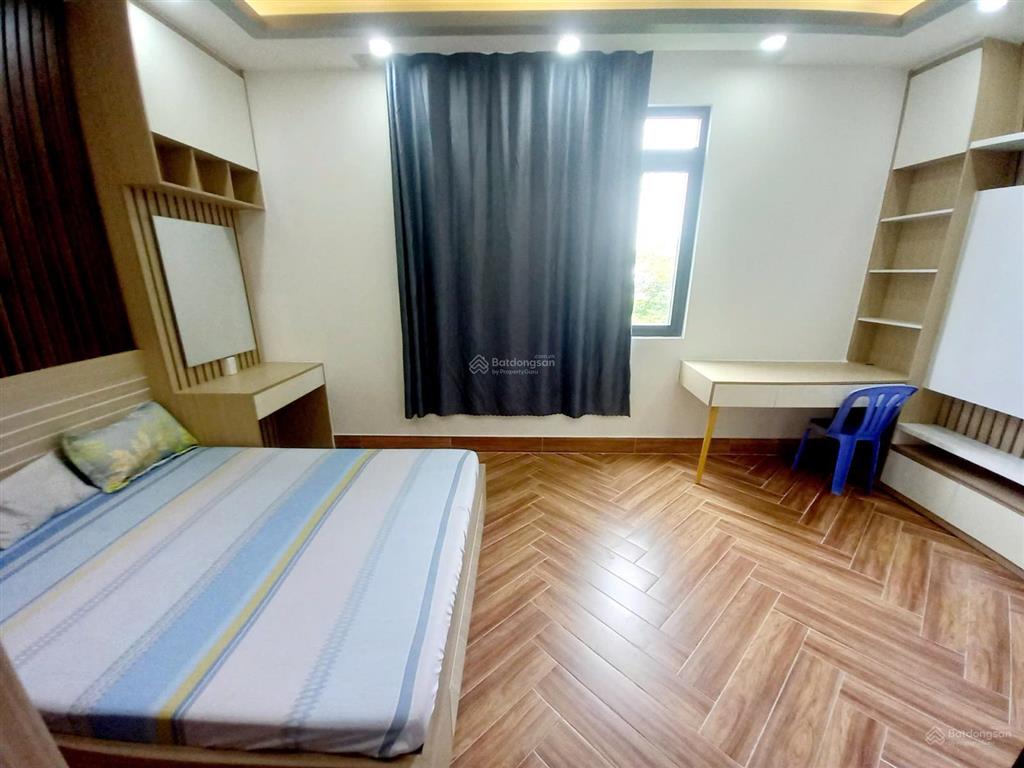 Bán nhà mới xây khu dân cư anh tuấn, nhà bè 5,4m x 15m, trệt, 3 lầu, full nội thất. 8,6 tỷ