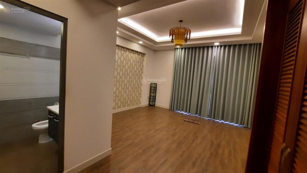Bán nhà khu dân cư conic, bình hưng 13 tỷ, 7x20m, 2 lầu, st, hướng đông bắc.