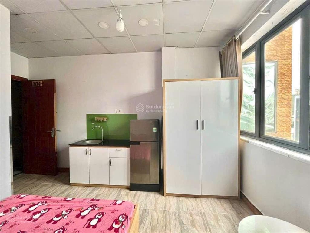 Căn hộ cửa sổ trời gull nội thất gần cầu ông lãnh  đại học luật quận 4