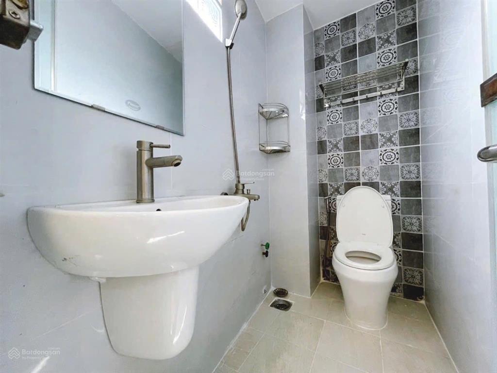 Căn hộ full nội thất ngay lý thường kiệt quận 10 gần đh bách khoa & svđ phú thọ