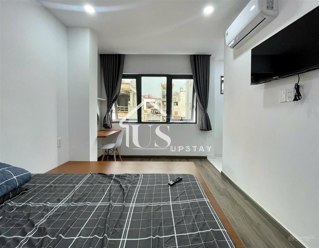 Căn hộ studio cửa sổ trời siêu thoáng gần toà nhà viettel  vòng xoay dân chủ quận 10
