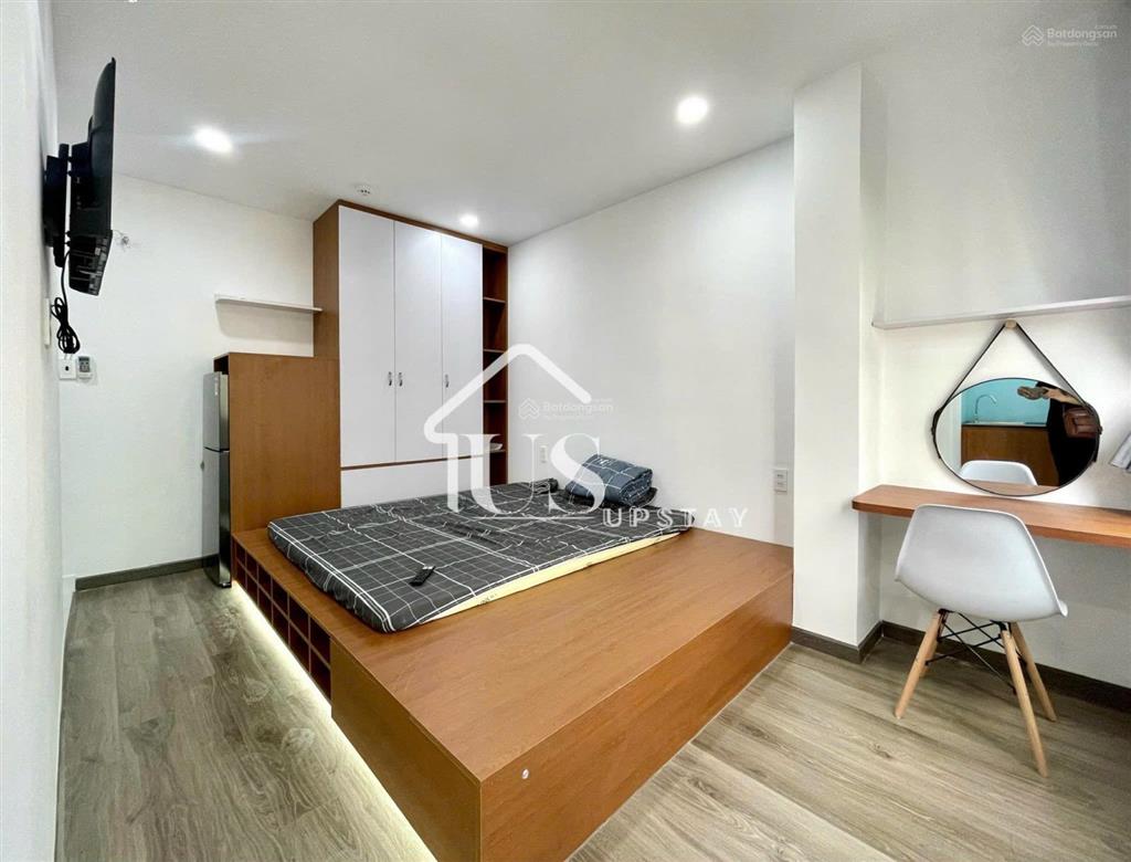 Căn hộ studio cửa sổ trời siêu thoáng gần toà nhà viettel  vòng xoay dân chủ quận 10